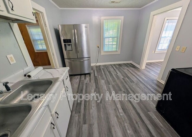 Foto del edificio - 712 S Kirkman St