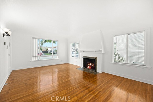 Building Photo - 1512 S Chapel Ave