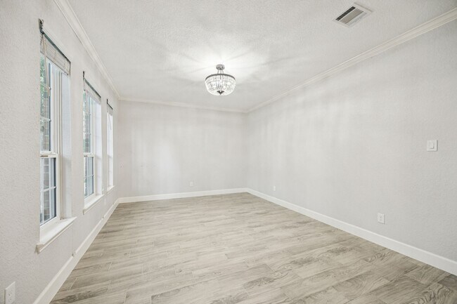 Foto del edificio - 16802 Willow Bend Ct