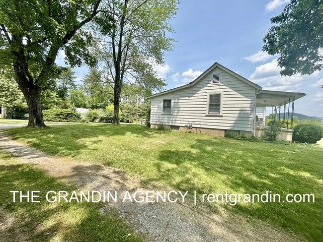 Building Photo - 7649 Keaton Dr