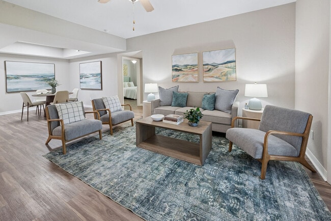 Building Photo - Oviedo Grove