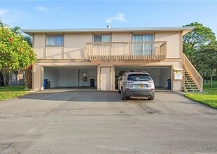 Building Photo - 3363 Alouette Cir