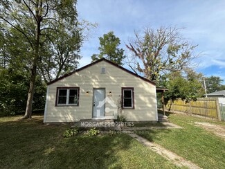 Building Photo - 212 E Andover Ave