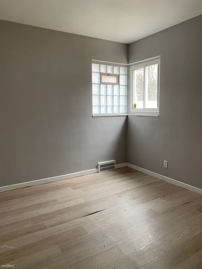 Foto del edificio - 3 br, 1 bath House - 19997 Cheyenne St