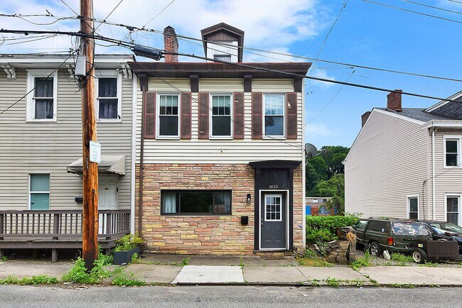 Foto del edificio - 1425 Firth St