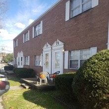 Building Photo - 319 Washington St