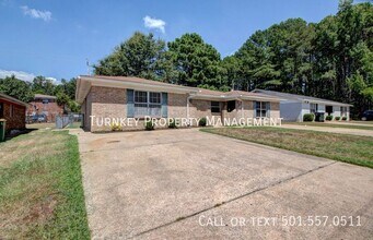 Building Photo - 5300 Southboro Ct