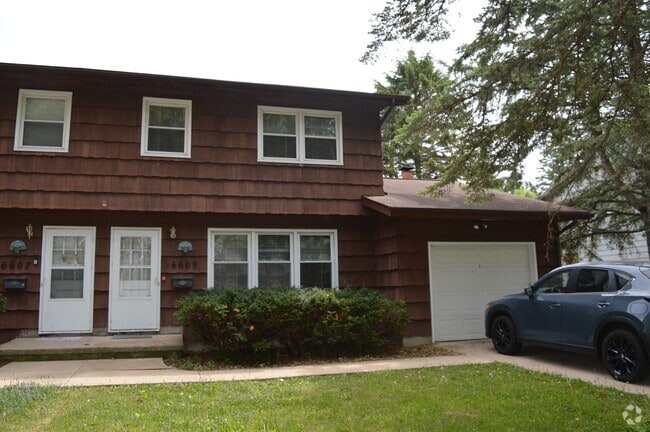Building Photo - 6609 Berkshire Rd