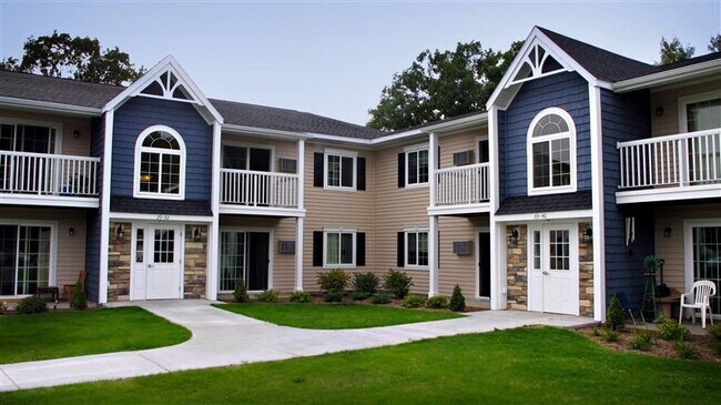Building Photo - 835-835 Country Way