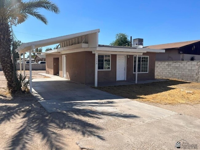 Foto del edificio - 1330 La Madera Dr