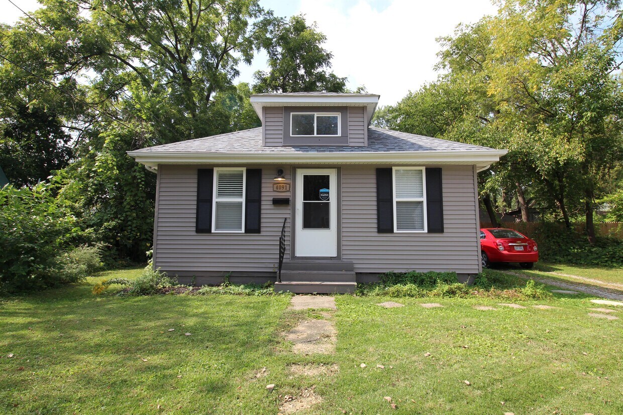 Primary Photo - 4091 Walford St
