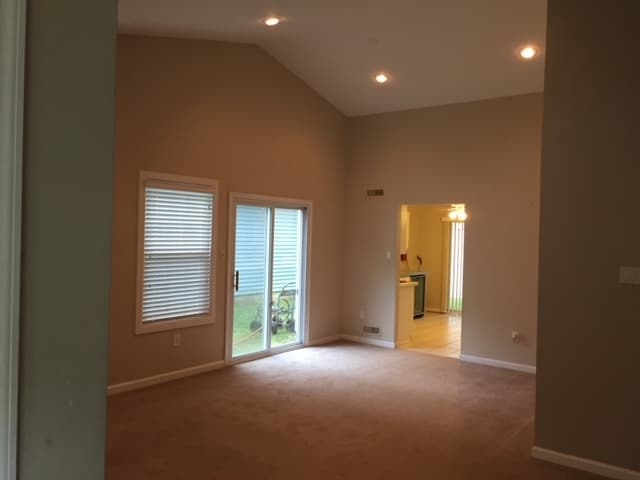 Building Photo - 720 Eagle Point Ct