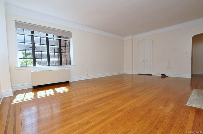 Foto del edificio - 155 Garth Rd