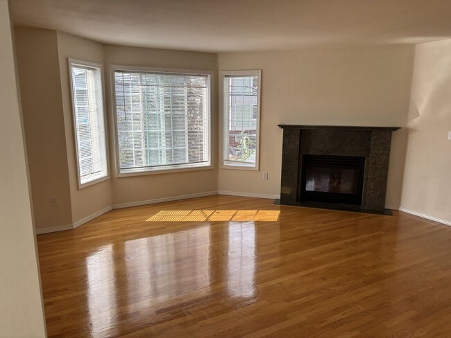 Building Photo - 1756a NW 59th St