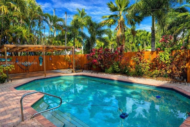 Foto del edificio - 1415 Mayo St