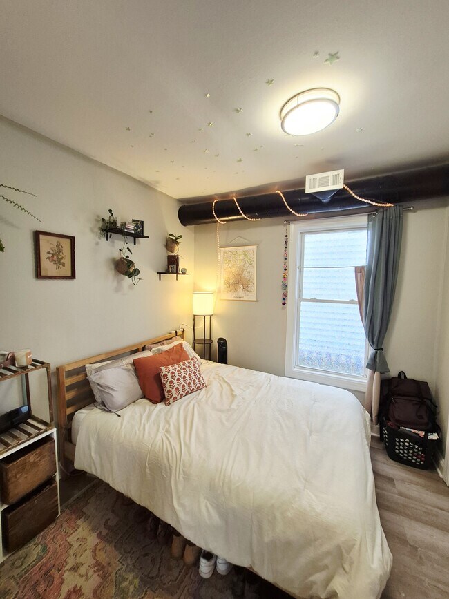 Foto del edificio - 1203 N 24th St