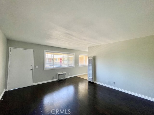 Building Photo - 383 Orchid Ln