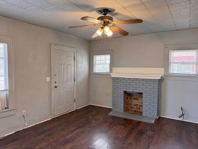 Foto del edificio - 1818 Collins Ave