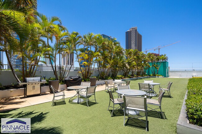 Building Photo - 909 Kapiolani Blvd