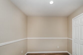 Building Photo - 10802 Creek Mist Dr