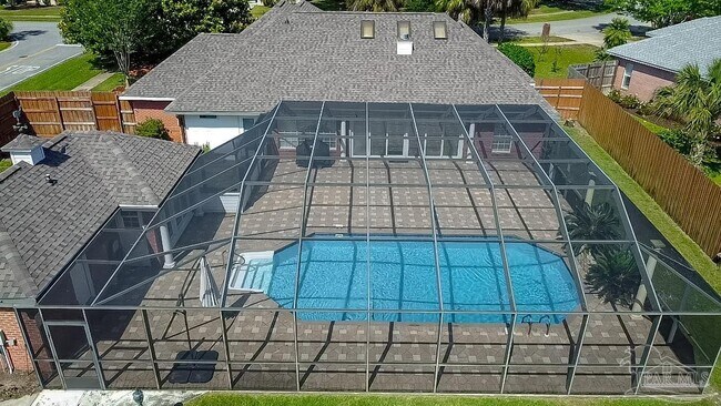 Foto del edificio - 400 Ridge Wood Cir