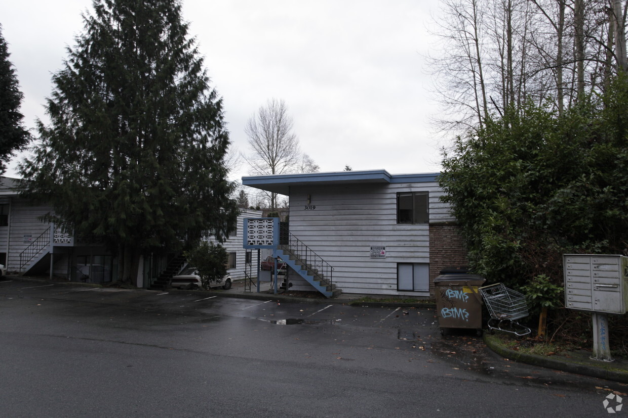 Building Photo - Cascade Apartments