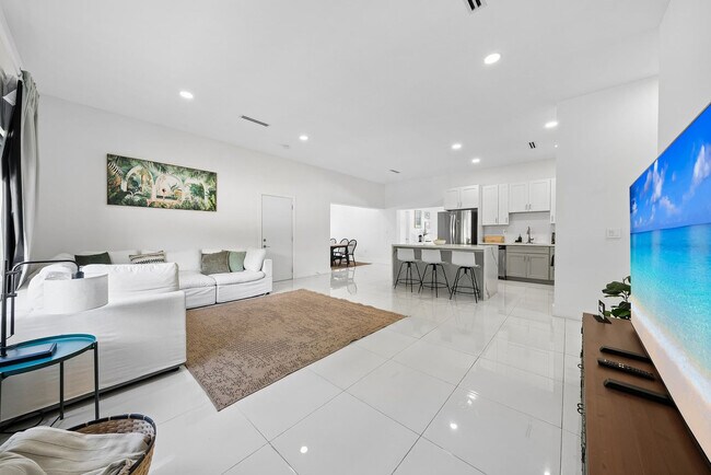 Foto del edificio - 4280 SW 13th Terrace