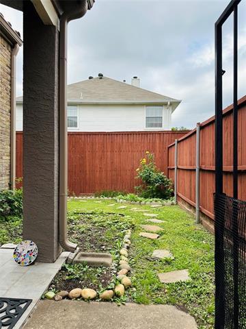 Building Photo - 4242 N Capistrano Dr