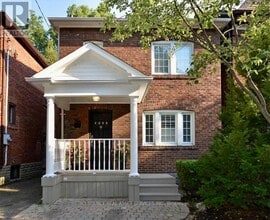 Building Photo - 483 Soudan Ave