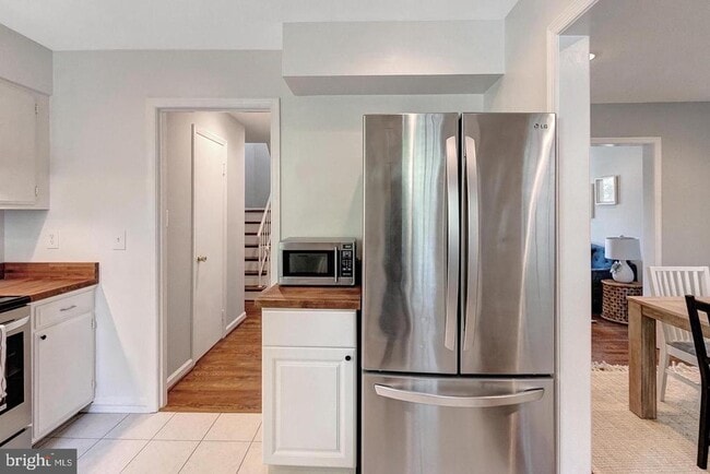 Foto del edificio - 3302 Webley Ct