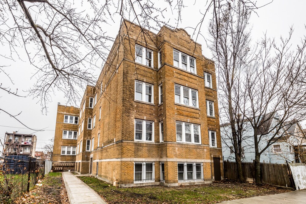 Foto principal - 1509 S Kenneth Ave