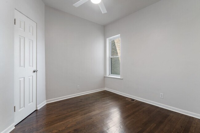 Foto del edificio - 6349 S St Lawrence Ave