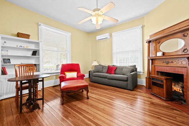 Foto del edificio - 715 SE 2nd Ave