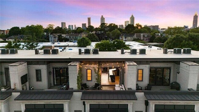 Foto del edificio - 661 Auburn Ave NE