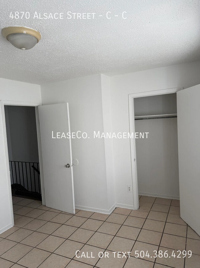 Foto del edificio - 4870 Alsace St