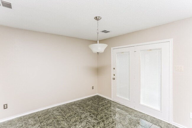 Foto del edificio - 3355 Chapel Pointe Trail