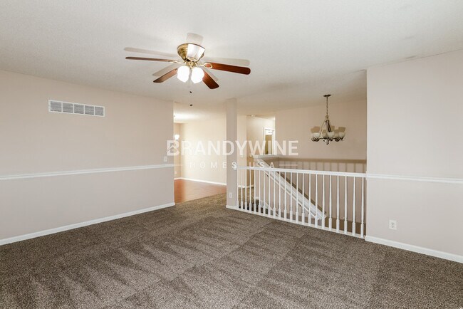 Building Photo - 1107 Viola St