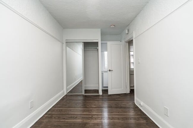 Building Photo - 100 Vaughan Rd