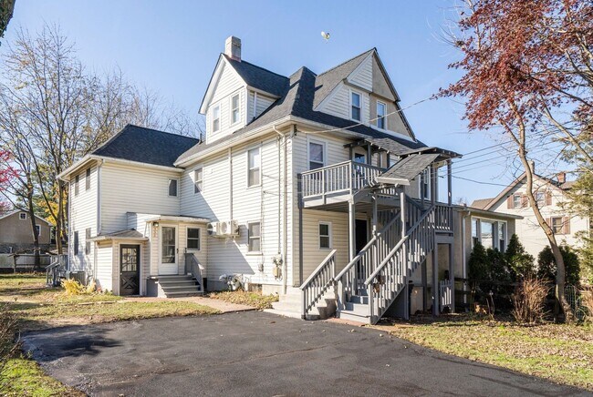 Foto del edificio - 108 - 338 Poplar Ave - ConshyRE, LLC