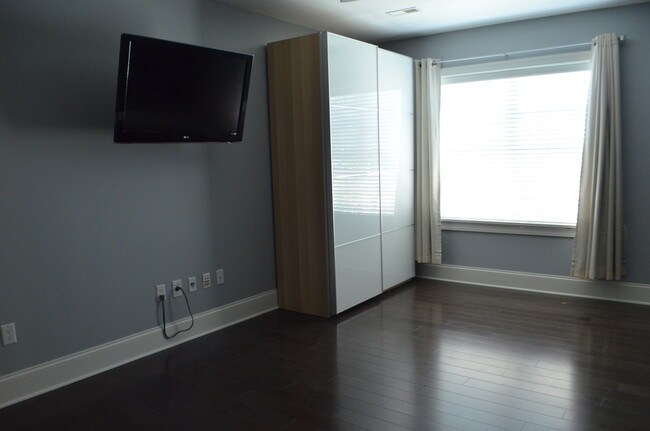 Foto del edificio - 821 Harry St