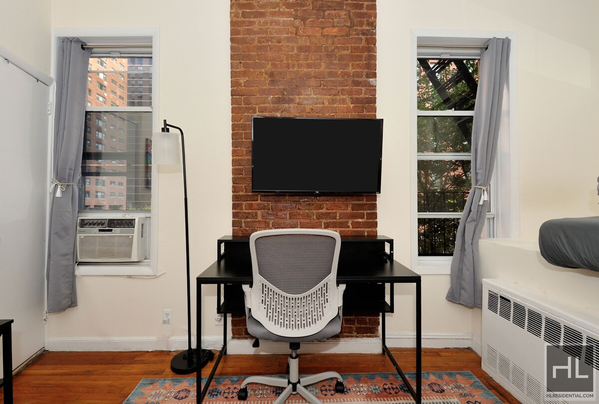 Foto principal - East 92nd Street