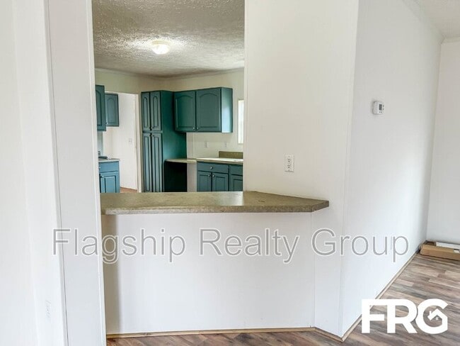 Building Photo - 5961 Berkley Dr
