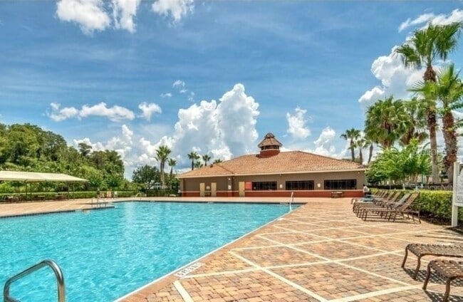 Foto del edificio - 3162 Rodrick Cir