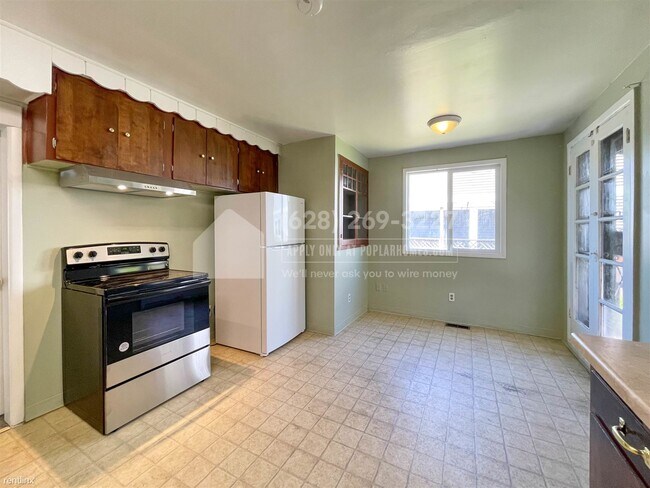 Building Photo - 5 br, 2 bath House - 3612 S Charlestown St -