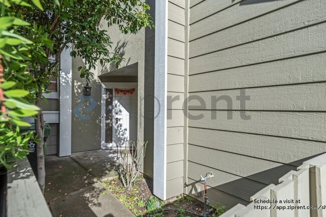 Building Photo - 4720 Touchstone Terrace