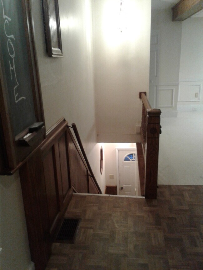 Entrance Seps - 314 Washington Ave