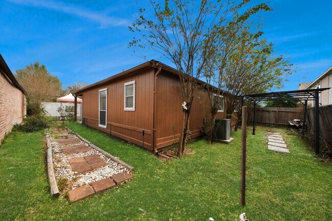 Foto del edificio - 17003 Amidon Dr