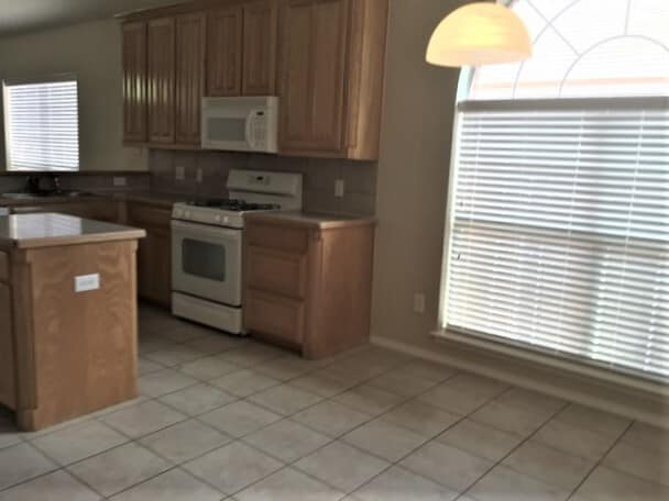 Foto del edificio - 8963 River Falls Dr