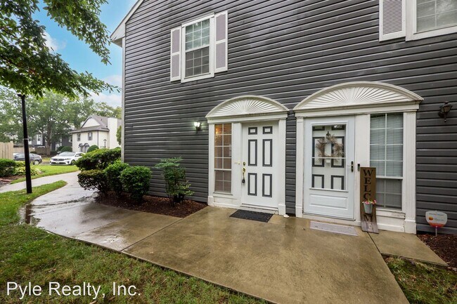 Building Photo - 2 br, 2.5 bath House - 4656 Genoa Circle