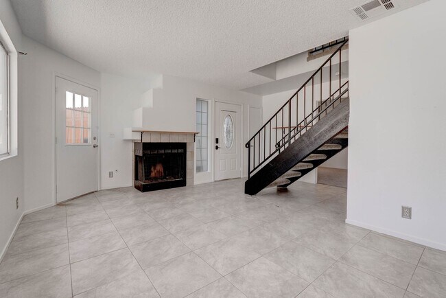 Foto del edificio - 5519 Myron Cir